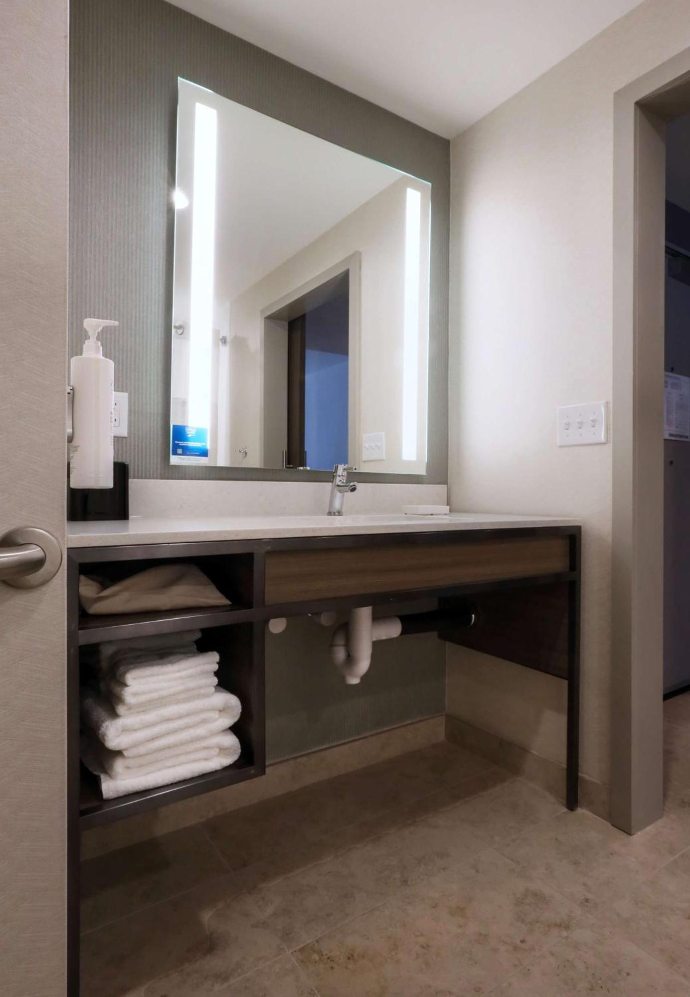 Hilton Garden Inn Bel Air, Md Экстерьер фото